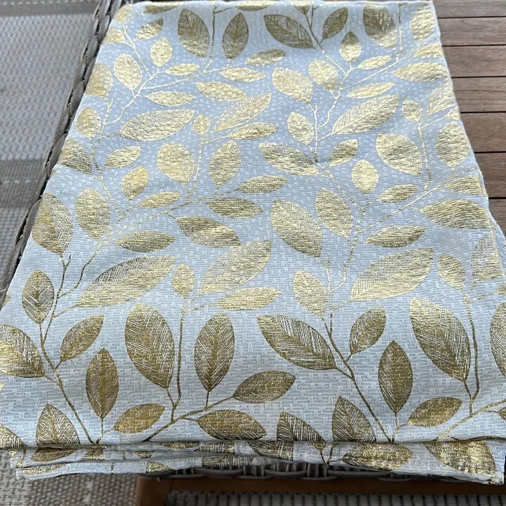 Colordrift Gold Leaf Patterned Rectangular Table Cloth 60”x84”
